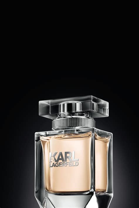 lagerfeld cologne for women.